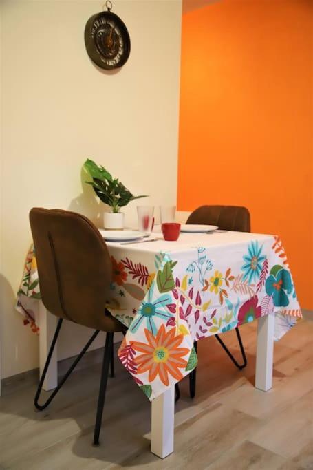 Willa Orange Plestan Zewnętrze zdjęcie
